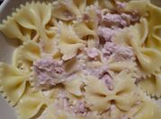 Una foto di ricotta mortadella