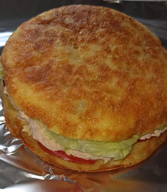 Foto principal de Tortilla de patatas rellena 🥚🥔