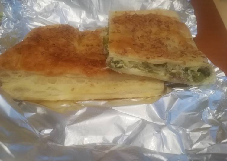 Porri e salsiccia in sfoglia