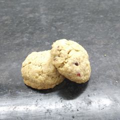 A picture of Cranberry white chocolate cookies.