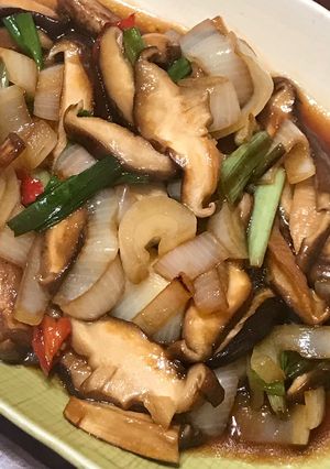 辣炒鮮香菇 的食譜成品照片
