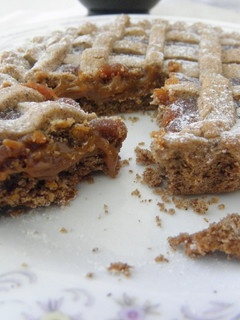Una foto de Pasta frola estilo alfajores marplatenses