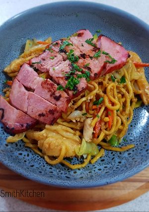 A picture of MIE GORENG JAWA (Javanese Fried Noodles).