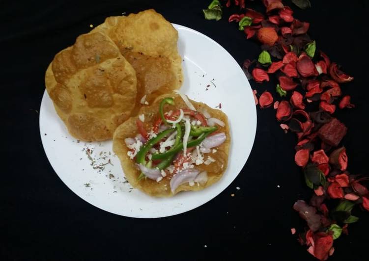 Poorizza (Whole Wheat Poori Pizza)