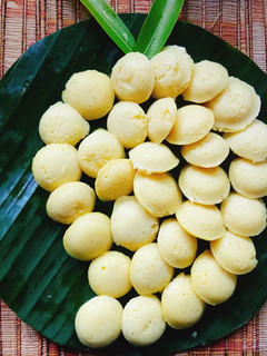 மாம்பழ மினி இட்லி செய்முறை முக்கிய புகைப்படம்