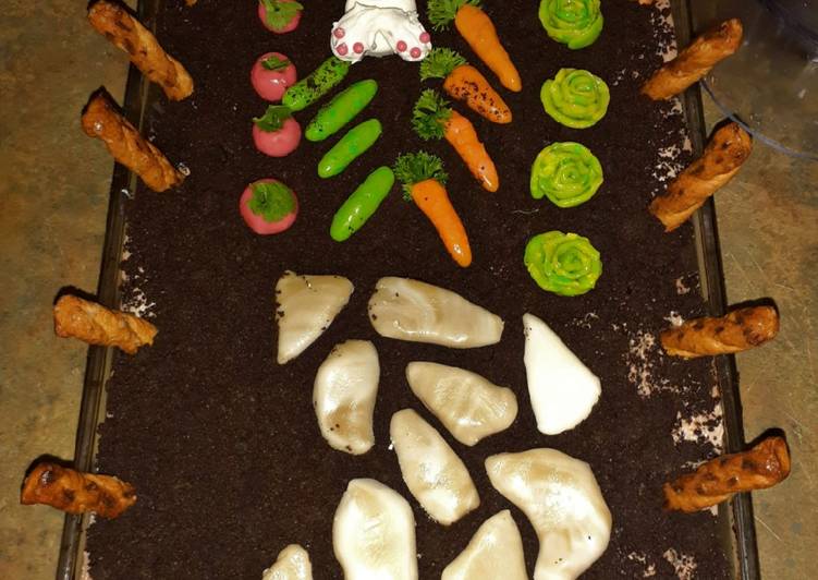 Pass the Garden Dirt Cake Pass the Garden Dirt Cake