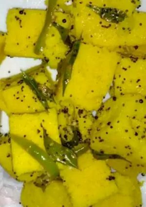 खमन ढोकला (khaman dhokla recipe in hindi) रेसिपी मुख्य फोटो