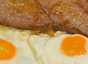 Foto de Bife da Vazia na frigideira