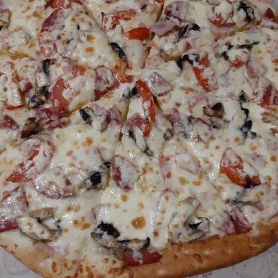 Пицца с колбасой, кабачками и сыром Готовим дома, вкуснее чем в ресторане! 