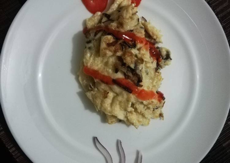 Recipe of Quick Onion omelette