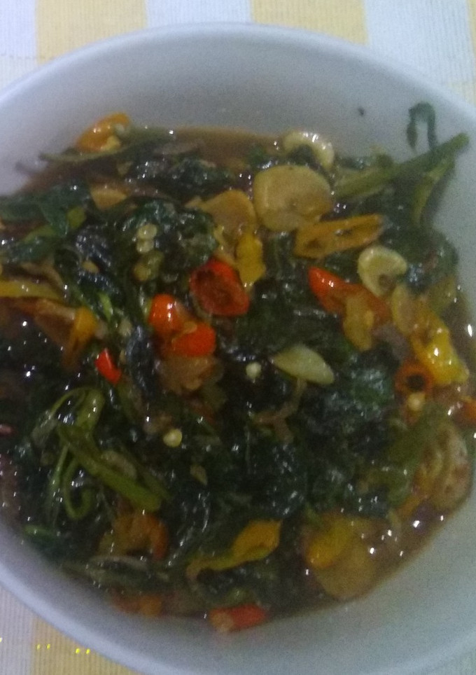 Foto resep Oseng kangkung huhah