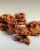 کوکی شکلات و توت فرنگی با آرد گندم🍪