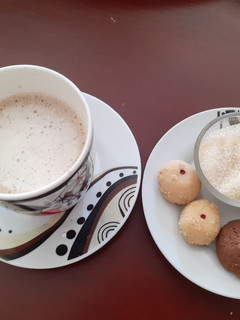 કેપેચીનો કોફી (Cappuccino Coffee Recipe In Gujarati) રેસીપી મુખ્ય ફોટો