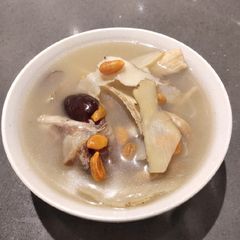 A picture of Herbs Soup.