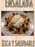 Ensalada de repollo zanahoria manzana y pasas de uva