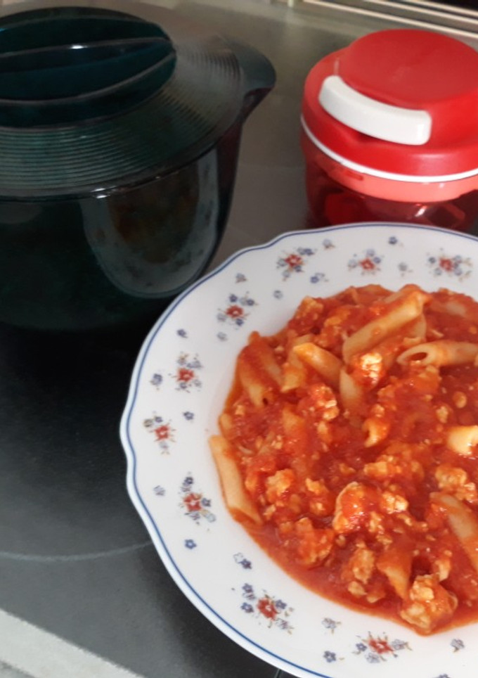 Una foto de Macarrones en microondas con jara microcook y turbo chef.