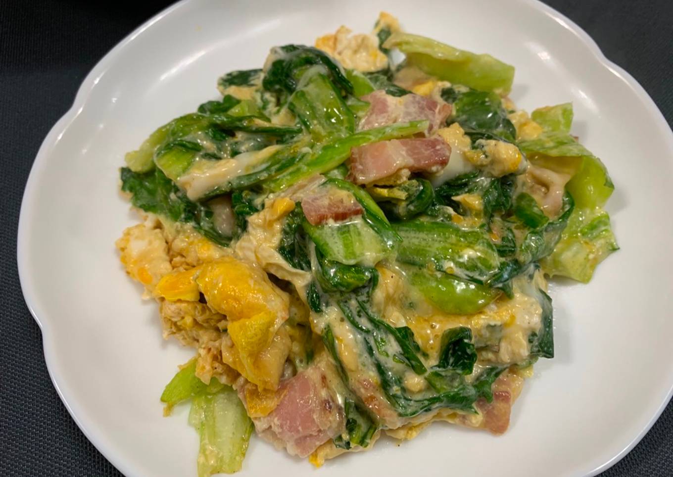 Outer leaf of Lettuce & Bacon with Beaten Egg