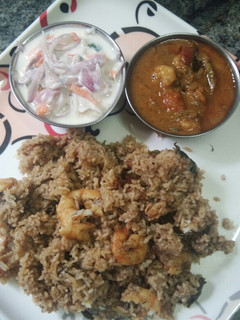 தலப்பாக்கட்டி இறால் பிரியாணி செய்முறை முக்கிய புகைப்படம்