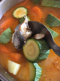 Una foto de Caldo de pescado