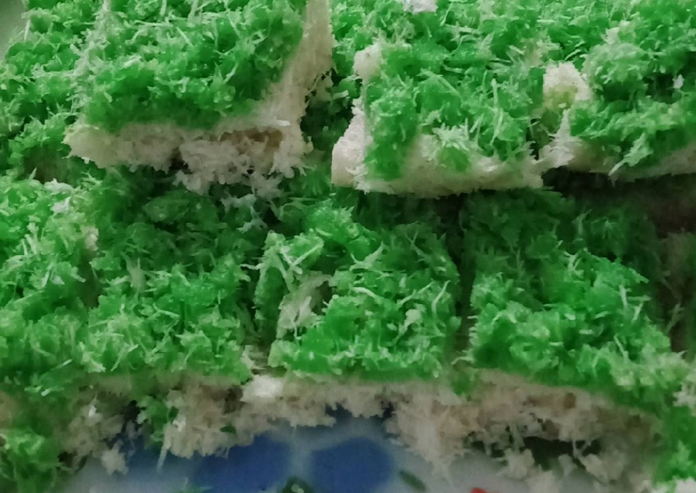 Kue Sengkulun Tepung Ketan