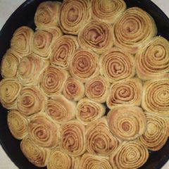 A picture of Cinnamon rolls #weeklyjikonichallenge.