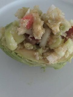 Una foto de Aguacates rellenos