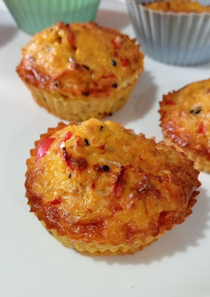 Una foto de Muffins de choclo, cebolla y morrón. + 6 meses BLW -Ideal viandas