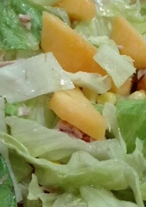 Foto principal de Ensalada de melocotón