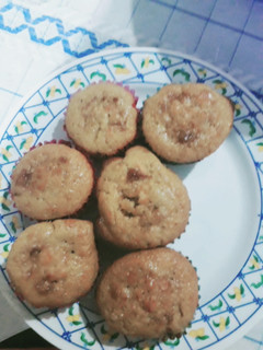 Una foto de Muffins de Banana con Canela y Dulce de Leche