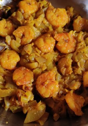 লাউ চিংড়ি (Lau chingri recipe in Bengali) রেসিপির প্রধান ছবি