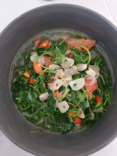 Foto resep Tumis bayam pedas