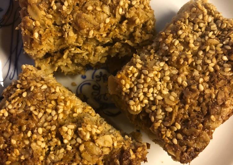 Recipe of Award-winning Tahini apricot flapjacks - vegan