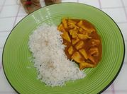 Una foto di riso pollo soia