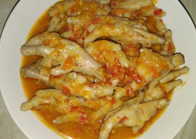 Ceker ayam pedas mercon