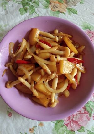 Foto resep Tumis kentang jamur shimeji