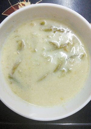 A picture of Raw Mango in Coconut Milk.