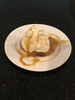 A picture of SaSalted Caramel Cookie Sundae.