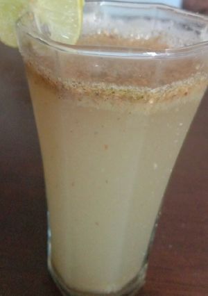 A picture of Lemon juice.