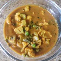 A picture of Cauliflower curry.