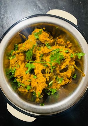 A picture of Eggplants Peanut gravy.