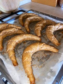 Teljes kiőrlésű kifli 🥐 recept fotója