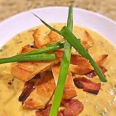 A picture of Bacon cheeseburger soup.