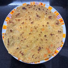 A picture of Jowar paratha.