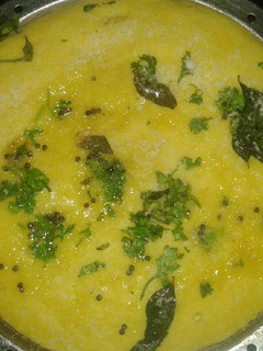 A picture of Khaman Dhokla.