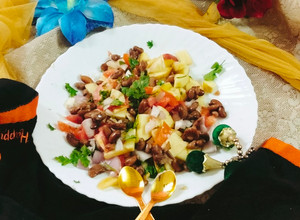 A picture of Mexican salad.