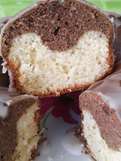 Una foto de Torta marmolada con algarroba