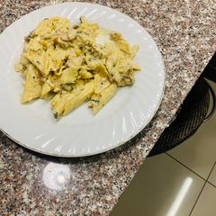 A picture of Chicken pasta.