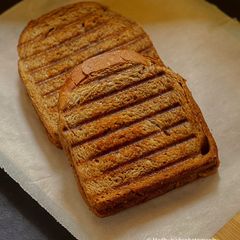 A picture of Cheesy Rajma Sandwich.