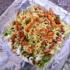 A picture of Karachi ki famous sev chaat.