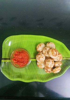 A picture of Paniyaram.